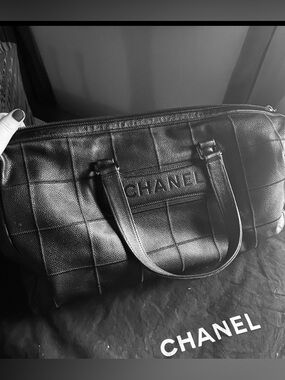 CHANEL Black Quilted Bag